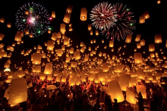 Spotlight on Bucharest - Festivalul Internațional al Luminii