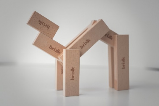 BRIKK TOYS 