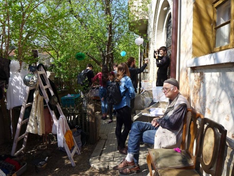 INCOTROCENI // BAZAR DE COTROCENI 