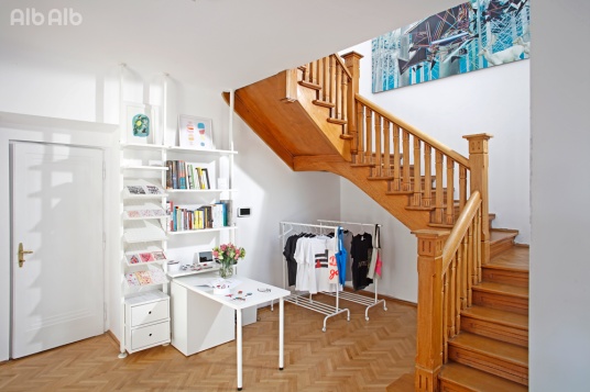 AlbAlb, un nou concept de spațiu dedicat artei și designului, s-a deschis în București