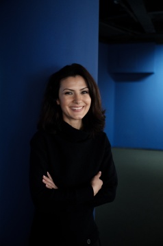 La pas prin cartier: Artă contemporană la Mobius Gallery 