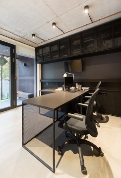 IU STUDIO