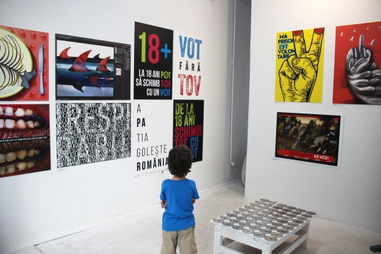 GRAPHIC FRONT+ ART ON DISPLAY // RĂCNET 3.0