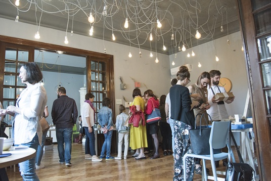 DESIGNIST // CERAMIK. CONCENTRAT DE CERAMICĂ CONTEMPORANĂ