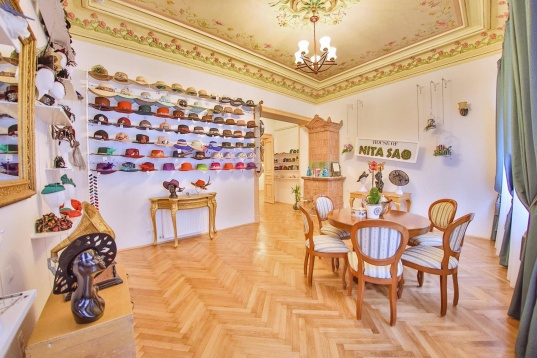 HOUSE OF NITA SAO // FIND YOUR PERFECT HAT!
