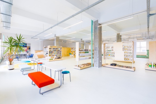 RDW COMMUNITIES // INDUSTRIA BUMBACULUI - BUCHAREST CREATIVE CLUSTER