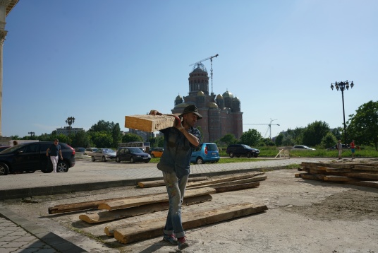 Gheorghe | Gorzo în fața la MNAC