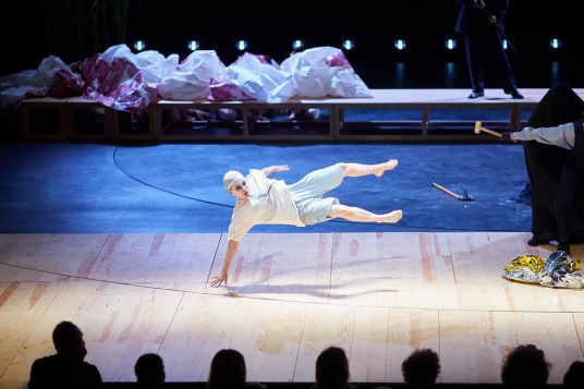 Dialog teatral între cultura europeană și cea japoneză la EUROPALIA