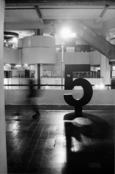 Documentary Mondays revine–acum, la voi acasă
