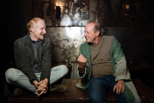 Primul teatru independent care a transmis spectacole live, revine pe ecranele din toată țara