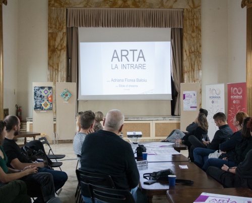 Lansare proiect "Arta la intrare. Identitar"