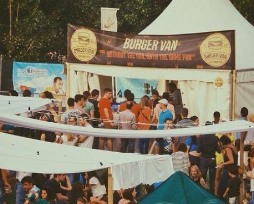 CONSIGNATIA 7 & BURGER VAN // LEAPSHA STREET