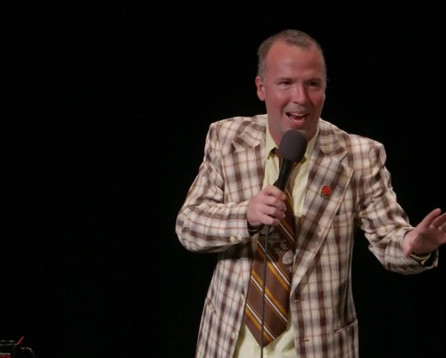 Sărbătoare pentru improvizație și stand-up comedy